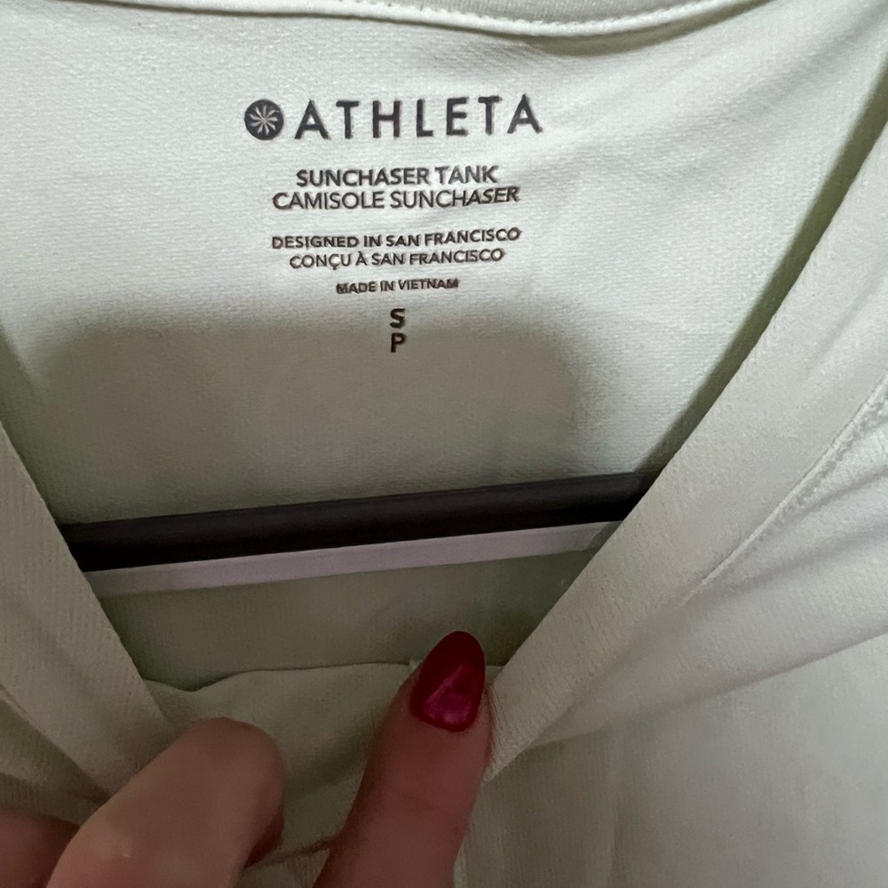 athleta tank - Picture 4 of 4